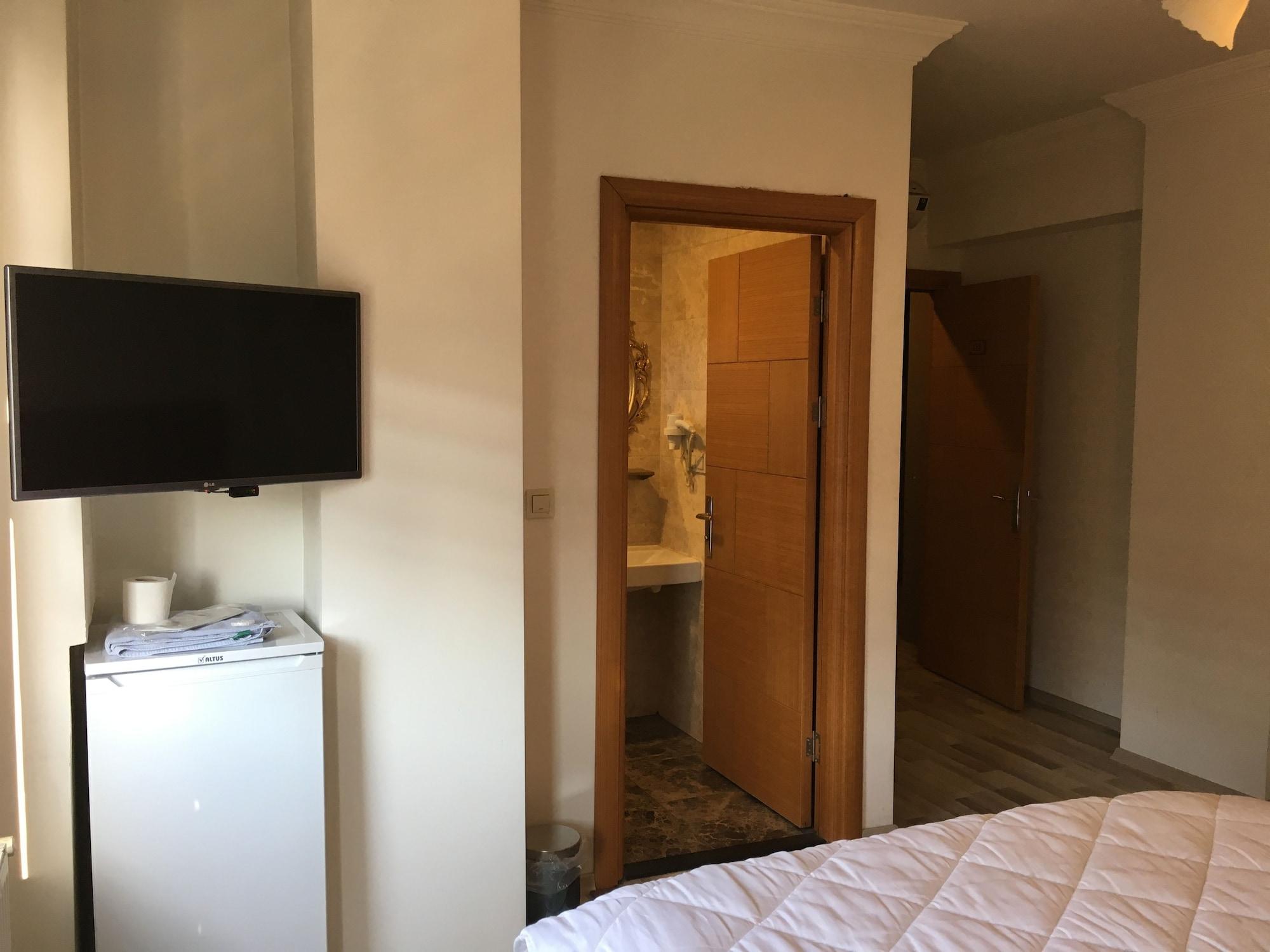Hotel Yonca Istanboel Buitenkant foto