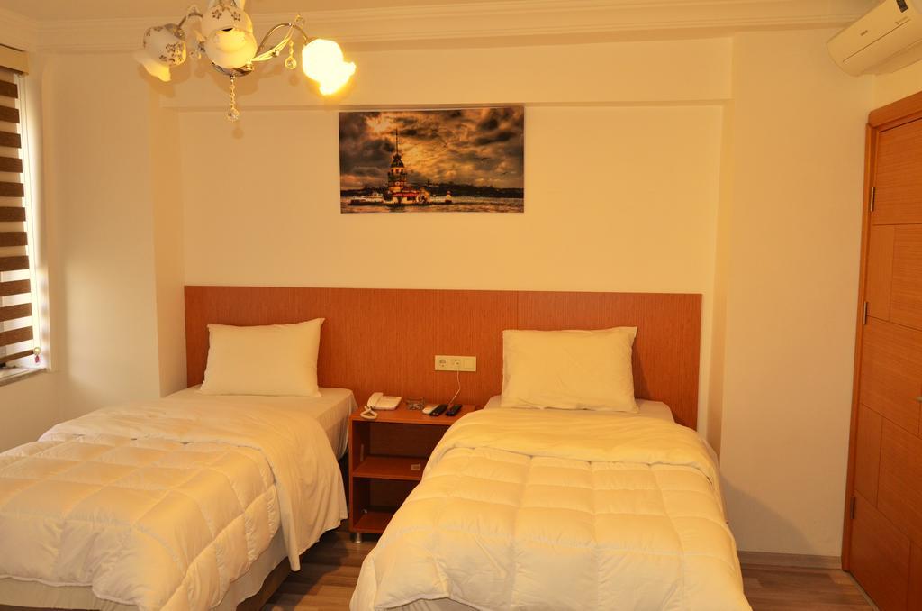 Hotel Yonca Istanboel Buitenkant foto