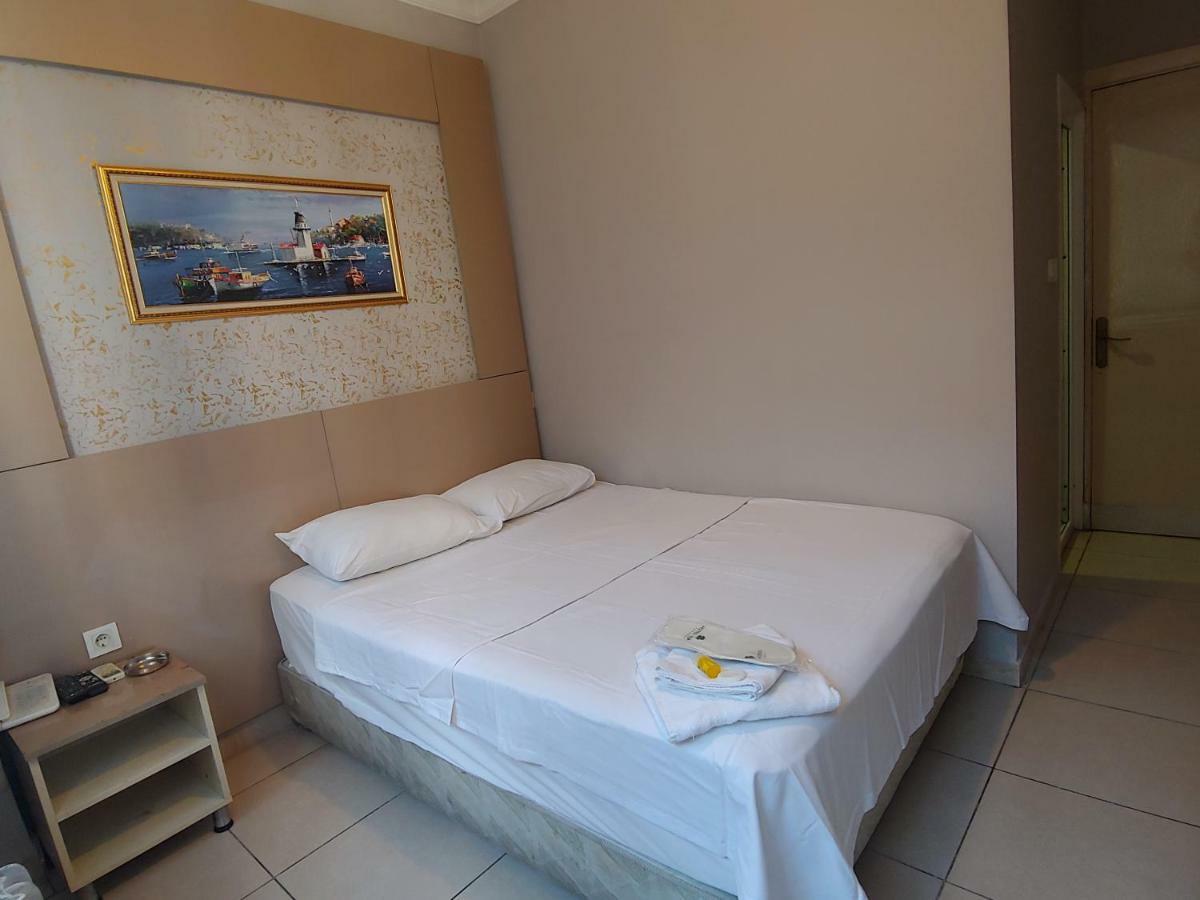 Hotel Yonca Istanboel Buitenkant foto